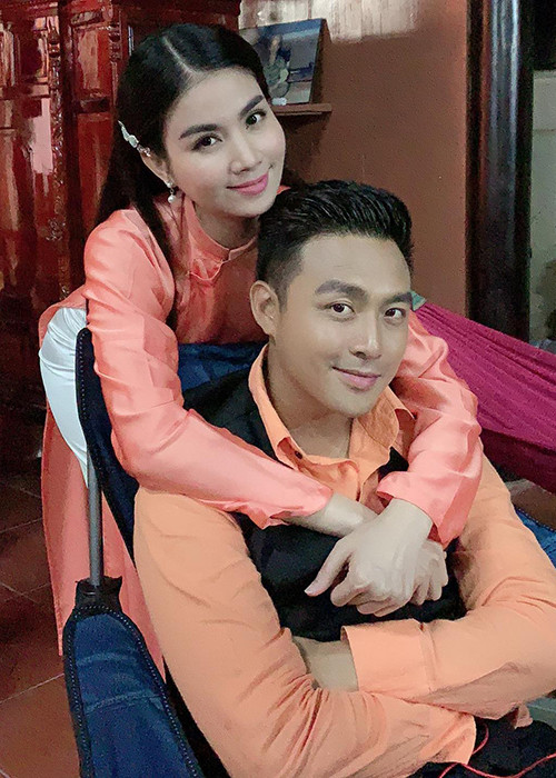 Vợ chồng sao Việt Kha Ly - Thanh Duy đóng chung phim.