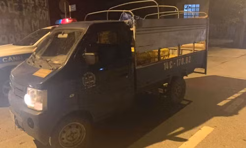 De o to tai ngoai duong bi trom lay di mang ban