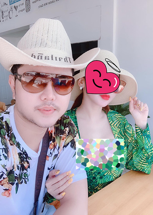 Sau khi chia tay nữ đại gia hơn đến 32 tuổi Yvonne Thúy Hoàng, người mẫu Vũ Hoàng Việt đã có bạn gái mới.