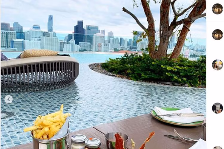 Bạn thân của Song Hye Kyo đăng tải bức ảnh đi nghỉ dưỡng trước thông tin cặp đôi diễn viên phim "Hậu duệ của mặt trời" ly hôn.