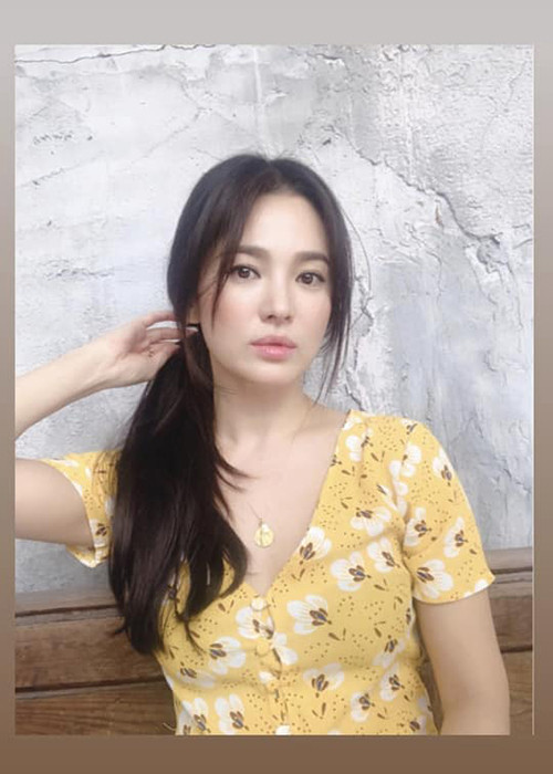 Lời giải thích hôn nhân tan vỡ của Song Hye Kyo không thuyết phục nhiều cư dân mạng. Ngoài ra, việc Song Joong Ki đệ đơn ly hôn trước cũng gây tò mò.