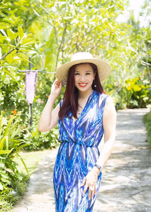 Vẻ trẻ trung ở tuổi 40 của Thu Hương.