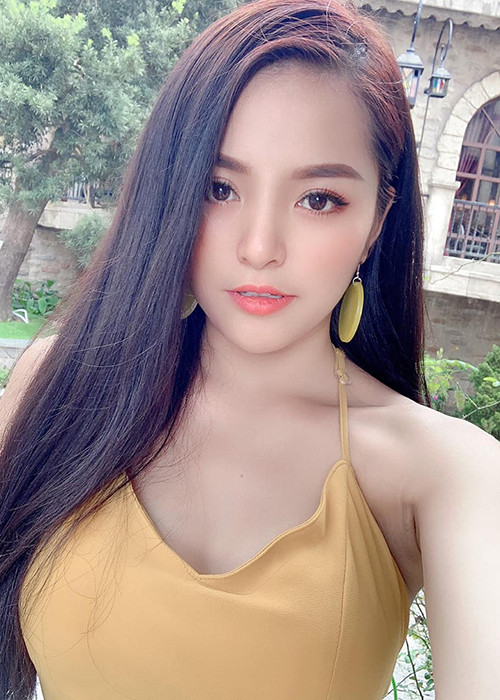 9x không biết Đông Nhi là ai từng tham gia Thần tượng Bolero 2018.