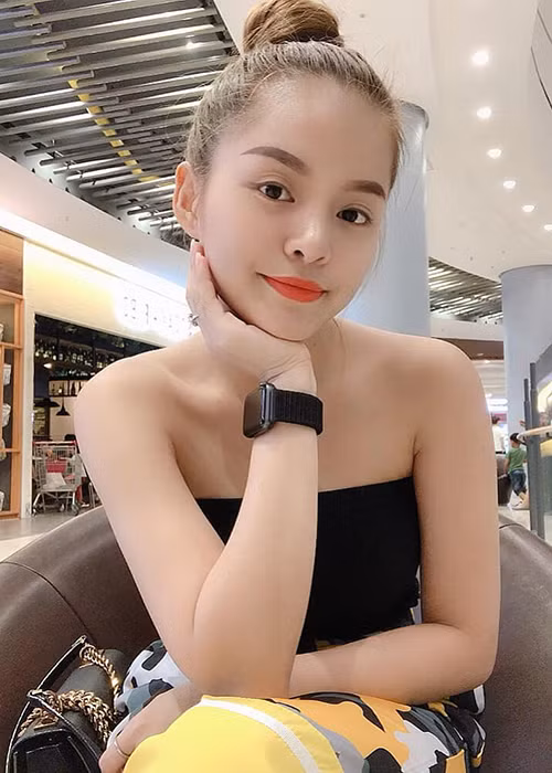 Hà Thu nhận được sự hỗ trợ của bố mẹ đẻ trong việc chăm con mỗi khi cô đi diễn.