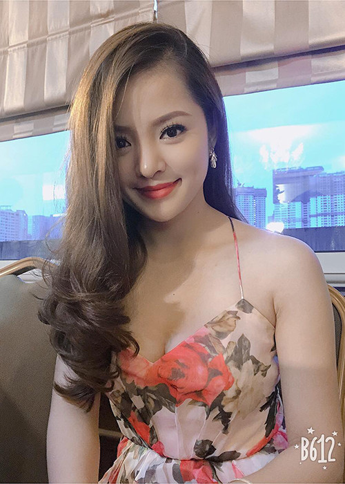 Hà Thu theo đuổi dòng nhạc Bolero đã được vài năm.