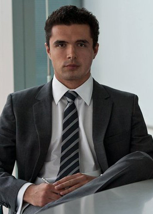 "Anh nhà em là một người trẻ có học thức, có tài năng và trong công việc đạt được những thành tích xứng đáng. Sự nghiệp của anh đang trên đà phát triển theo hướng tích cực và em vô cùng ngưỡng mộ", Phương Mai chia sẻ thêm về nửa kia của mình. Ảnh: FBNV