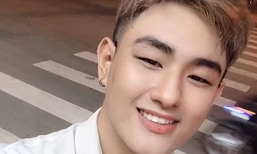 Trai dep bi Mon 2K hon tuyen bo soc, len tieng ve nu hon