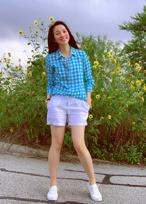 Năm 2016, trong lần hiếm hoi chia sẻ về đời tư, Hiền Thục thổ lộ cô có mối tình 12 năm nhưng không muốn giới thiệu với công chúng.