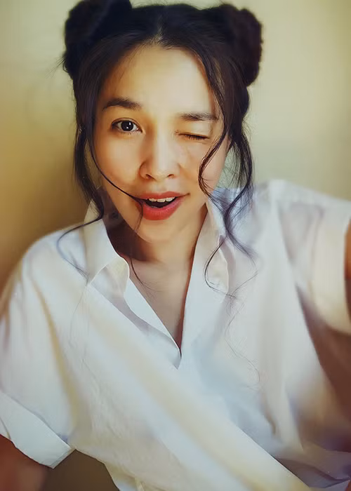 Bước sang tuổi 38 và đã làm mẹ, Hiền Thục vẫn trẻ đẹp đến khó tin.