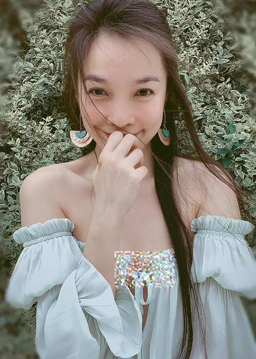 Nhiều khán giả không quen mắt với hình ảnh Hiền Thục quá táo bạo, trái ngược với hình ảnh dịu dàng, kín đáo của cô.