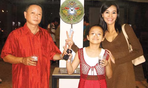 Goc khuat cay dang cua loat sao Viet am tham chua benh cho con-Hinh-4