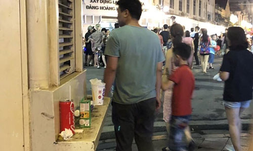 Ha Noi co the se cong khai hinh anh nguoi xa rac bua bai