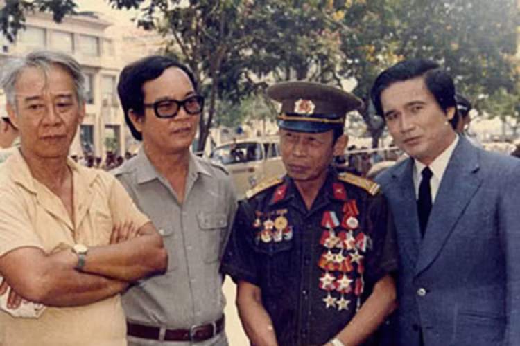 Nghệ sĩ Quang Thái có lối sống bình dị. Ảnh: Gia đình xã hội