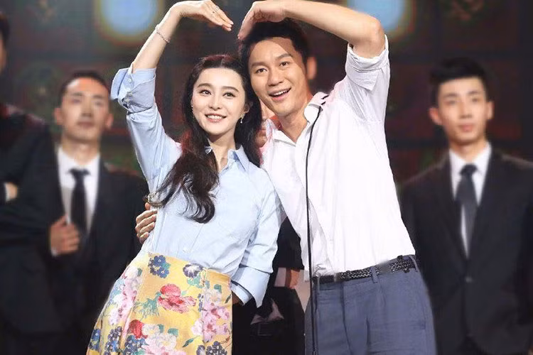 Đôi uyên ương khiến khán giả phát ghen vì tình cảm ngày càng mặn nồng.