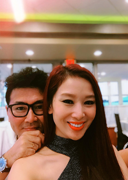 Cùng ăn những bữa cơm gia đình, cùng khám phá những vùng đất mới, cùng nuôi dạy các con, Thu Hương và chồng đã giữ được tổ ấm ngày càng viên mãn.