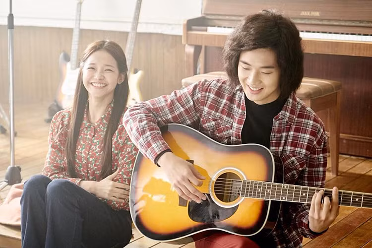 Trước khi được giao vai nam chính trong “Ký sinh trùng”, Choi Woo Sik chuyên đóng vai phụ.