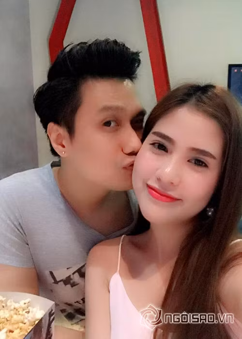 Việt Anh cũng luôn chiều chuộng Trần Hương, khiến cô vô cùng hạnh phúc.