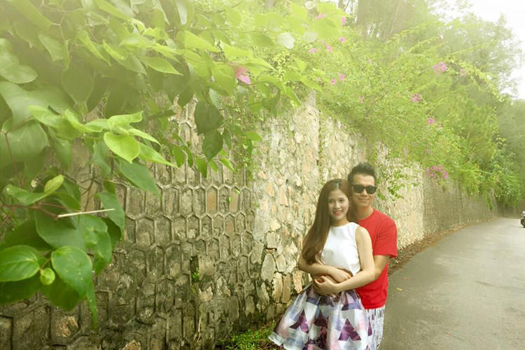 Khi mới hẹn hò và thời gian đầu kết hôn, Việt Anh và Trần Hương rất hạnh phúc bên nhau khiến nhiều người phát ghen.