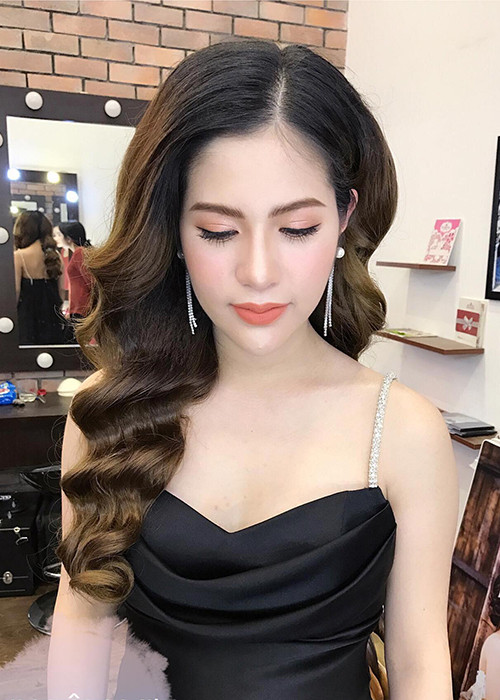 Hương Trần cho biết, hiện tại, cô chính thức gia nhập hội những bà mẹ đơn thân.