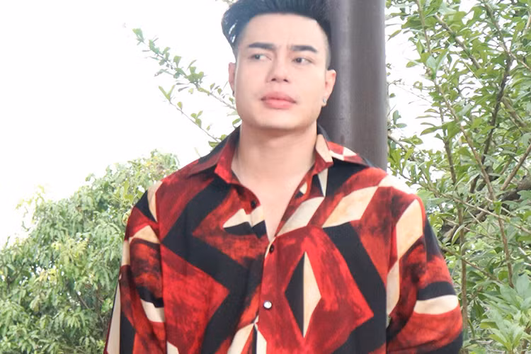 Rất nhiều cư dân mạng chỉ trích Lê Dương Bảo Lâm vì bình luận về trẻ em nghèo khó, da màu đi ăn xin.