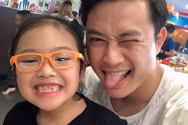 "Bố ơi, mình đi đâu thế" đã kết nối Tiến Lộc với con gái cũng như giúp tên tuổi Tiến Lộc đến gần hơn với công chúng.