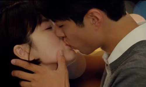 Nghe si muon hanh phuc: Dien tren phim thoi, dung dien ngoai doi!-Hinh-2