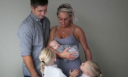 Diu con khong dung cach, ba me tre dau don nhin con trai 3 thang tu vong