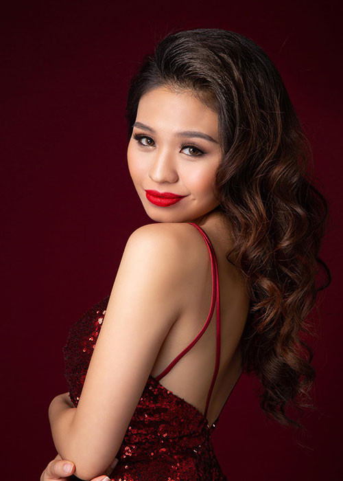 Ngoài sự nghiệp đang tạo được dấu ấn, con gái của Lê Giang còn sở hữu nhan sắc xinh đẹp.