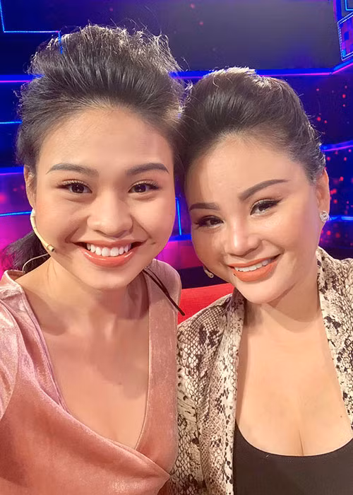 Nữ diễn viên trẻ luôn tôn trọng và nghe theo ý kiến của bố mẹ trước những quyết định quan trọng của cuộc đời, kể cả chuyện tình cảm.