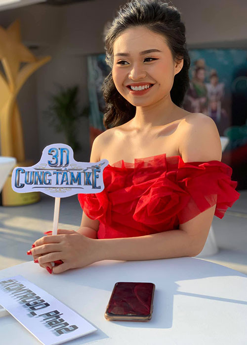 Trong chương trình "Sức sống thanh xuân", Lê Lộc bất ngờ kể cô từng yêu người đàn ông lớn hơn cô 20 tuổi.