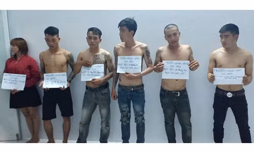 Khoi to nhom 'giang ho' Can Tho nhuc ma, tan cong CSGT