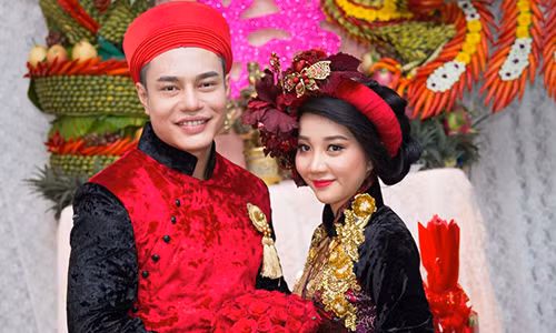 Le Duong Bao Lam bi danh khi di tu thien, vo phan ung gat-Hinh-3