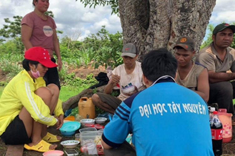 H'hen Niê vốn được biết đến là người đẹp có lối sống rất giản dị dù đăng quang hoa hậu.