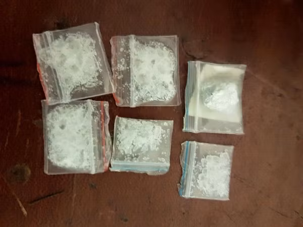 Nhiều trường hợp các đối tượng mang theo "hàng trắng" bị cảnh sát 141 Hà Nội phát hiện và bắt giữ.