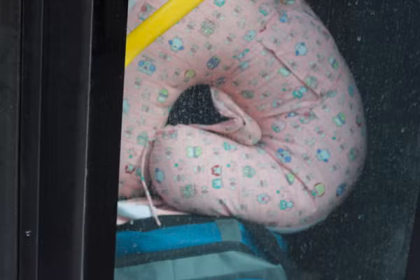 Nhiều đồ đạc lỉnh kỉnh mà hành khách mang về quê.