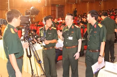 Kenh Quoc phong Viet Nam no luc khong ngung