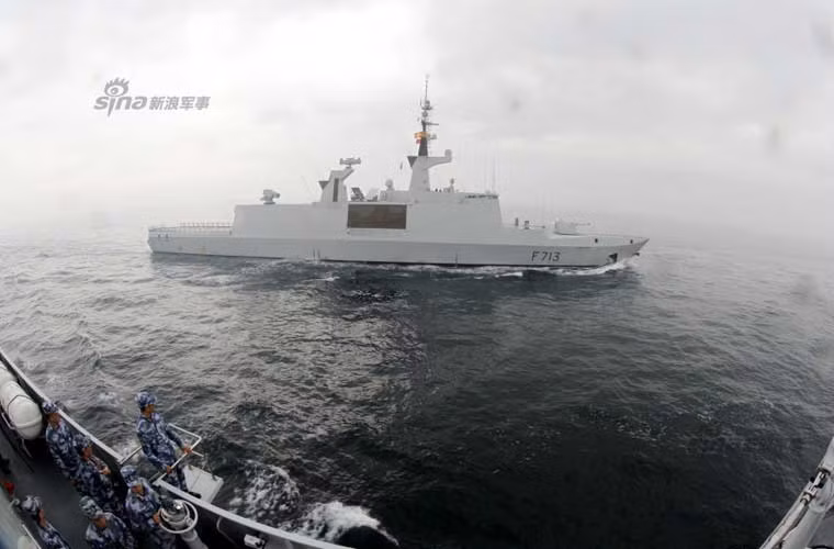 Tàu hộ vệ tên lửa F713 Aconit của Hải quân Pháp.