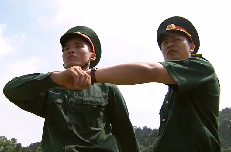 Ảnh: huấn luyện tiêu binh danh dự - Bộ tư lệnh Bảo vệ Lăng Chủ tịch Hồ Chí Minh. Ảnh: Sống trong quân ngũ/QPVN