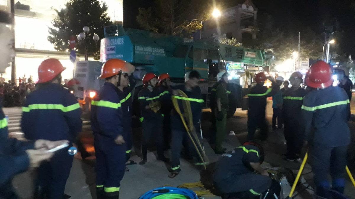 Sap King Night Club: Giang ho doi hanh hung phong vien