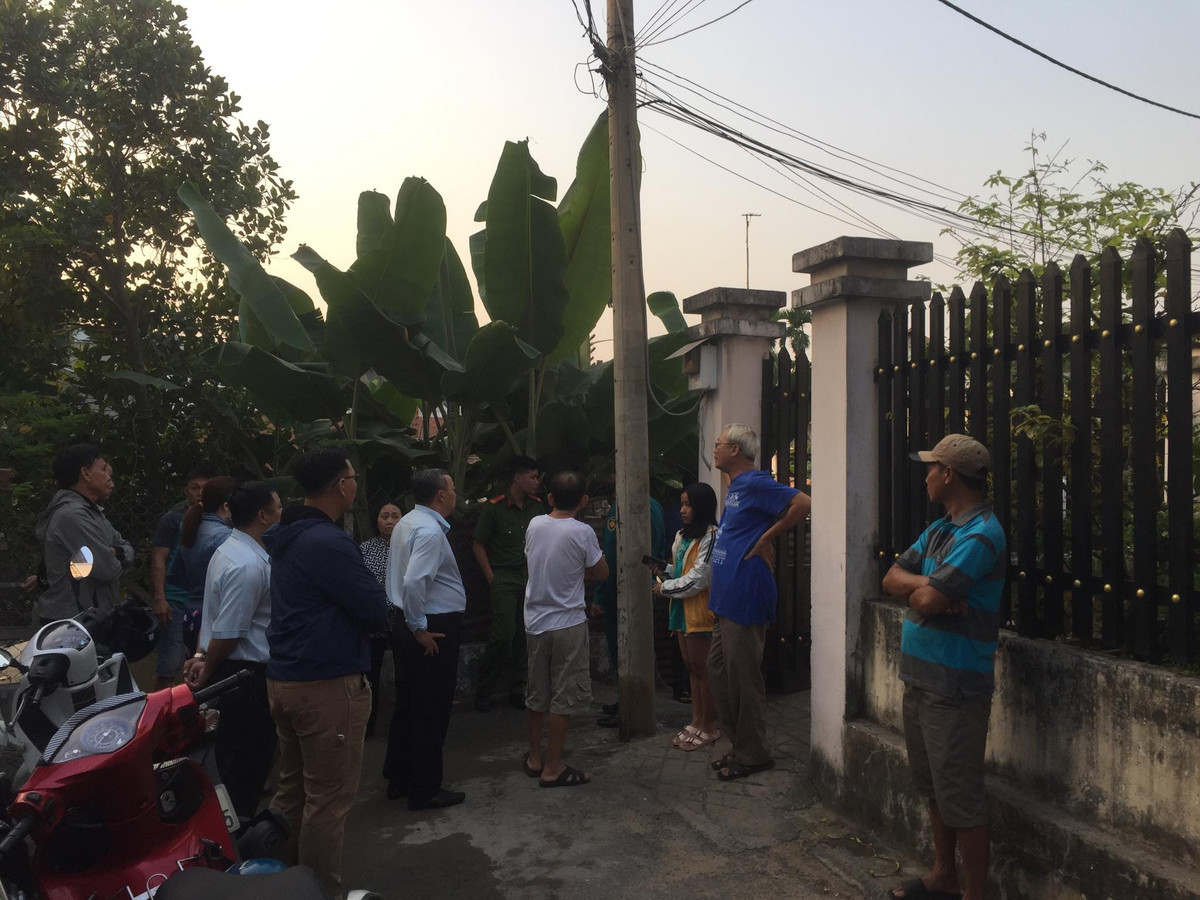 Danh tính 5 mẹ con tử vong trong đám cháy ở Sài Gòn ngày 27 Tết? Danh tinh 5 me con tu vong trong dam chay o Sai Gon ngay 27 Tet?