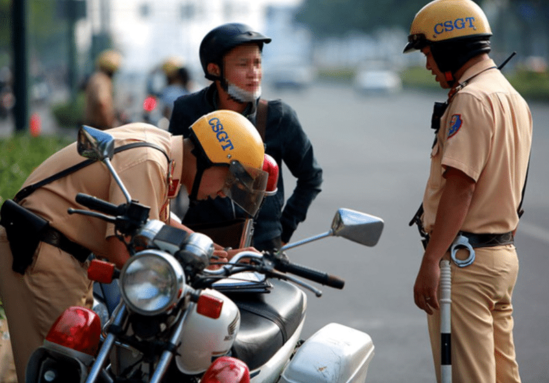 TP HCM: 59 CSGT khong nhan hoi lo khi tuan tra, kiem soat