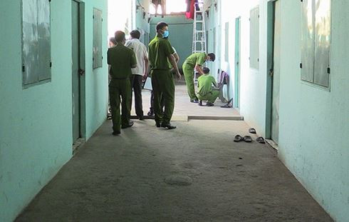 Nghi án thiếu nữ 16 tuổi bị sát hại ở phòng trọ tỉnh Đồng Nai Nghi an thieu nu 16 tuoi bi sat hai o phong tro tinh Dong Nai