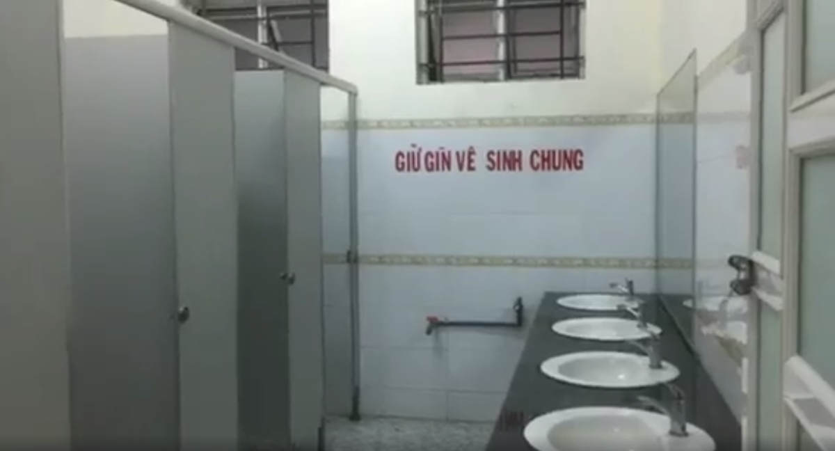 Gã trai kề dao hiếp dâm phụ nữ ở WC TTVH Lao động Bình Dương Ga trai ke dao hiep dam phu nu o WC TTVH Lao dong Binh Duong