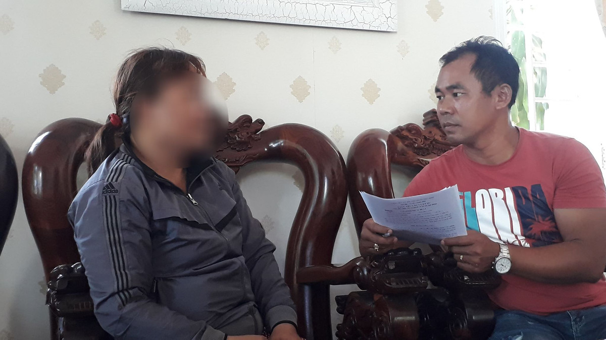 Mẹ của phạm nhân đánh chết người trong trại giam tiết lộ chi tiết quan trọng - Hình 2 Me cua pham nhan danh chet nguoi trong trai giam tiet lo chi tiet quan trong-Hinh-2