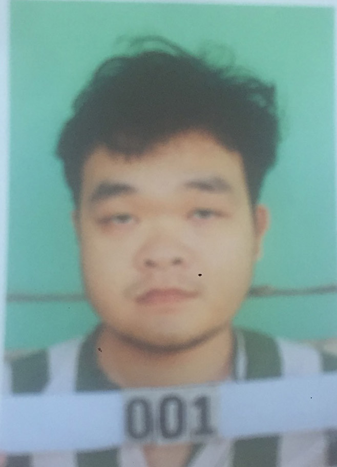 Bat ke doi mu BH Cong an vao tru so co quan nha nuoc trom cap