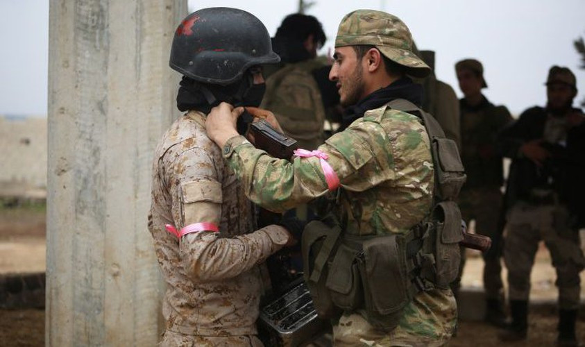 Thổ Nhĩ Kỳ đã bắt đầu điều động các tay súng Syria tới Libya để hỗ trợ lực lượng GNA vào năm ngoái. Bước đi đã khiến cho nhiều người phản đối, khi họ cho rằng trận chiến của mình chỉ nhằm chống lại chính quyền Syria.