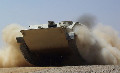 BTR-50PKM cũng sẽ được bổ sung khí tài quan sát mới gồm kính ngắm nhìn đêm TKN-1BS và TNV-2B có góc quan sát tương ứng là 170 độ và 44 độ. Ngoài ra còn có 7 khí tài giám sát ban ngày TNP-B với góc quan sát 160 độ và một thiết bị quan sát MK-4 "quét" 170 độ.