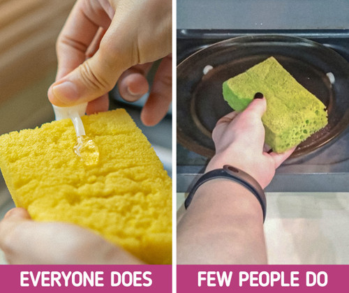 Vi khuẩn phát triển cực nhanh ở những nơi ẩm ướt. Đây là lý do vì sao miếng bọt biển rửa bát rất dễ sinh mùi. Thay vì giặt bằng nước tẩy rửa, bạn nên làm nóng chúng trong lò vi sóng chừng 1 phút. Nhiệt độ trong lò giúp tiêu diệt tới 99% vi khuẩn nên mùi hôi sẽ biến mất.