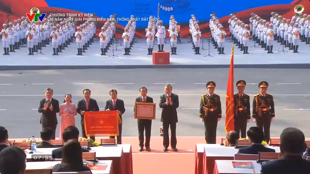 Truc tiep: Dieu binh dieu hanh ky niem 50 nam ngay thong nhat dat nuoc-Hinh-17