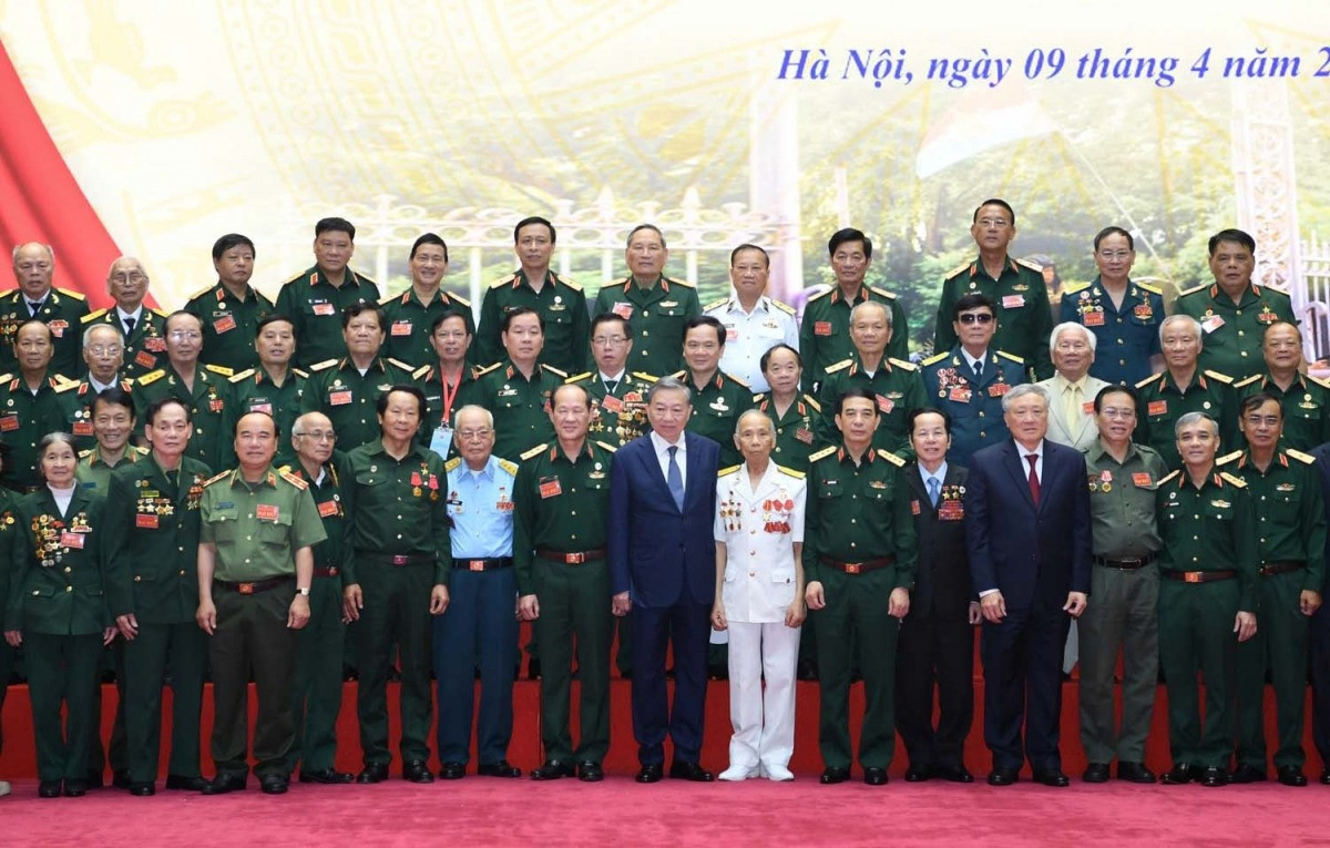 Tong Bi thu To Lam: Ghi nho cong lao cua cuu chien binh, thanh nien xung phong…-Hinh-4